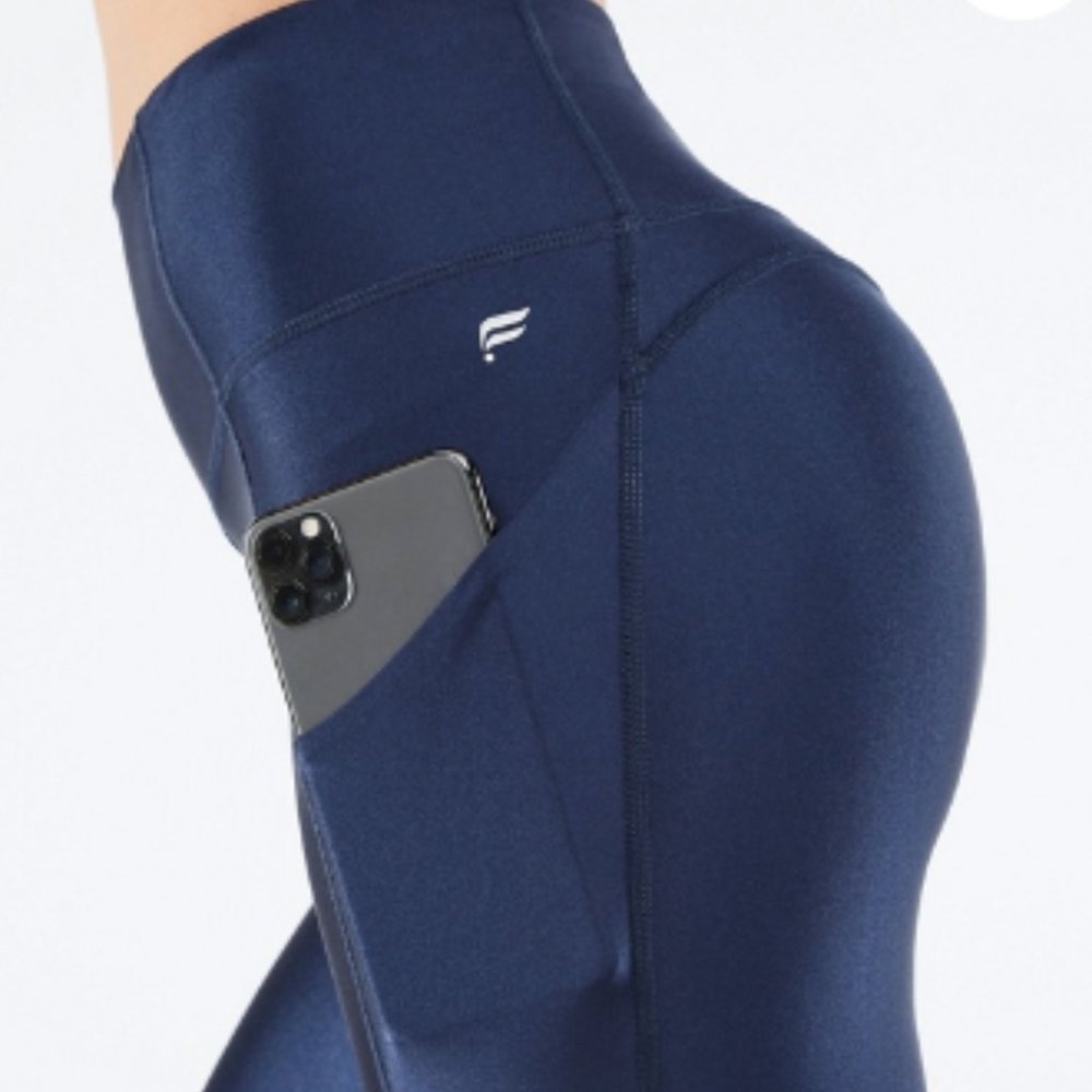Fabletics High-Waisted Navy Shine 7/8 Leggings